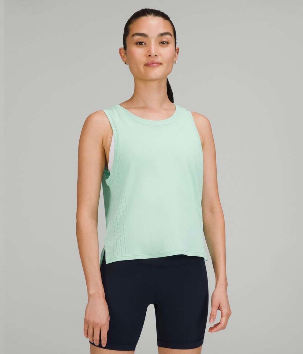 Lululemon Train to Be Tank Top Wild Mint Size 8 Seamless Workout Running